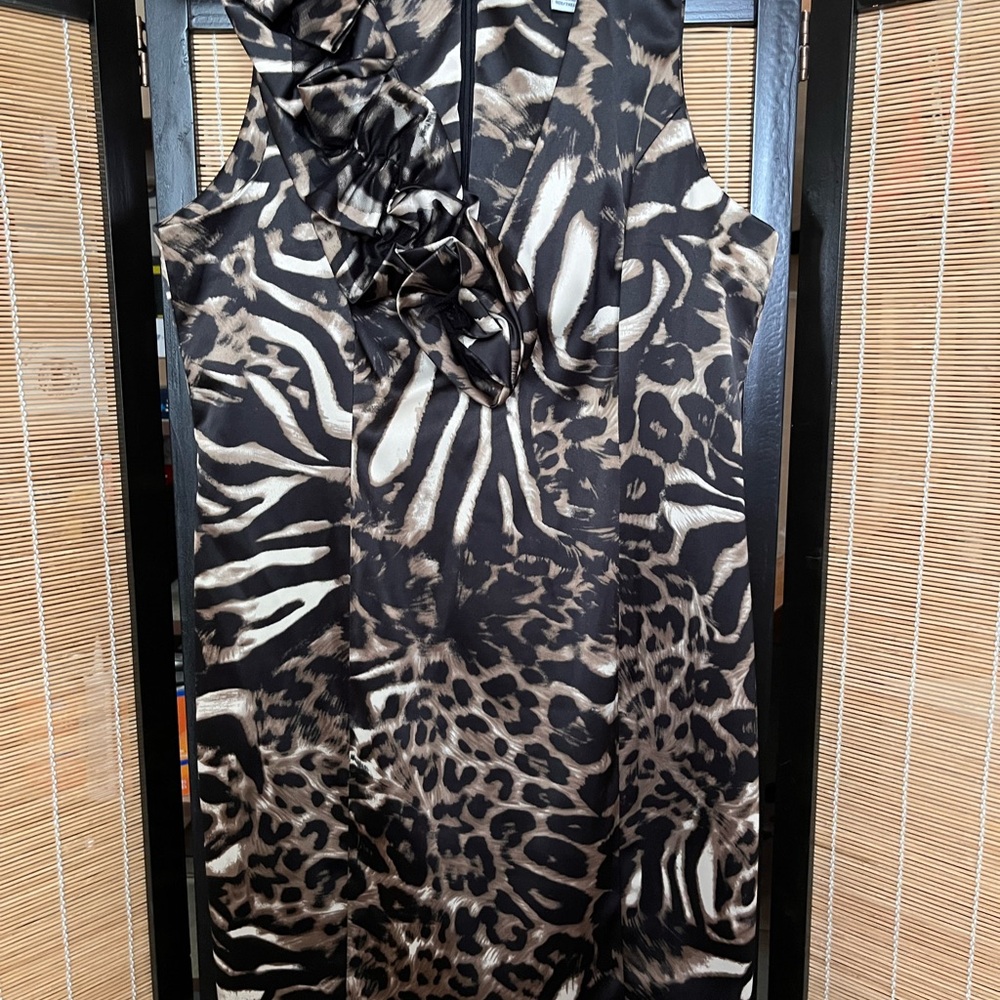 Wild Elegance Sleeveless Animal Print Dress